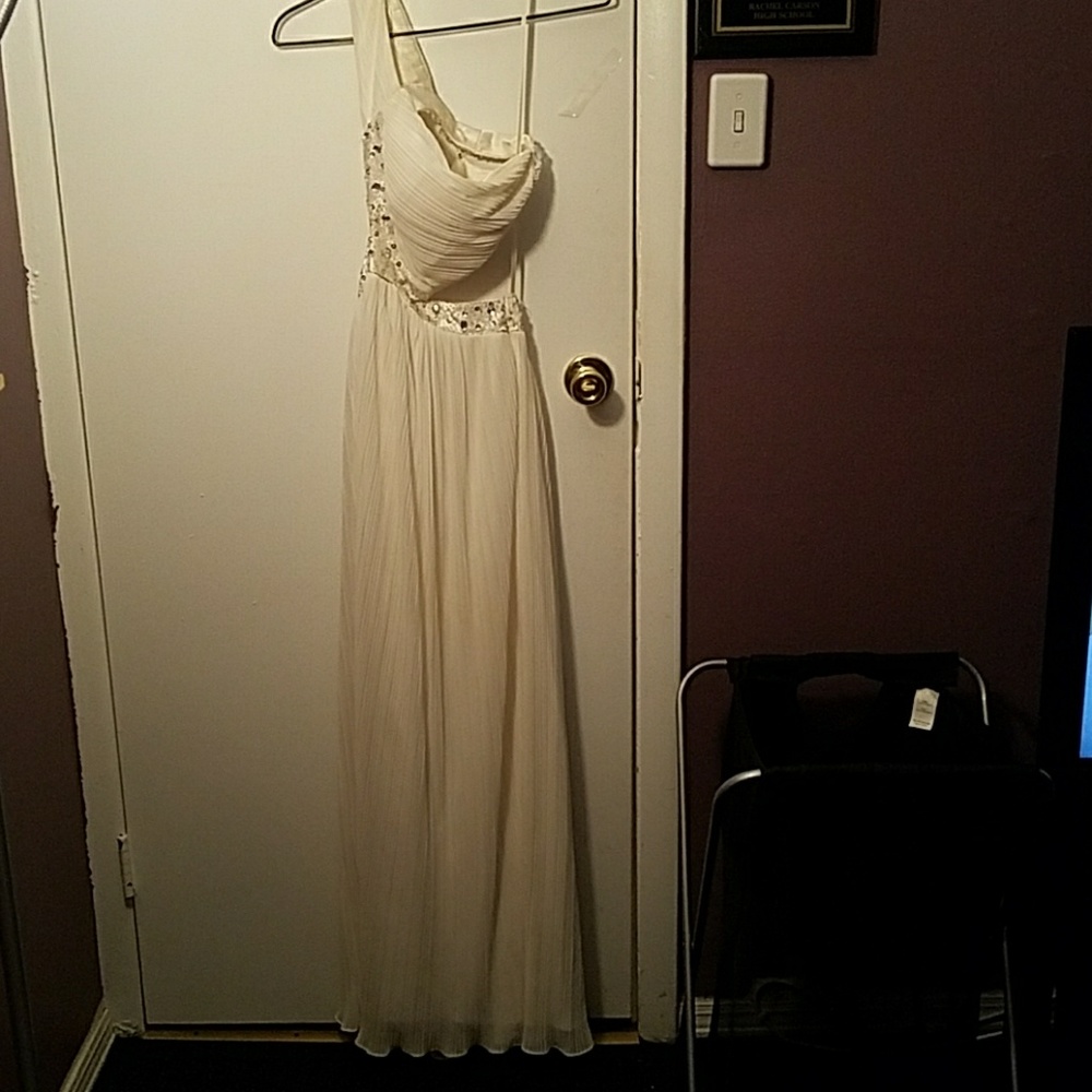 One Shoulder White Floor Length Dress